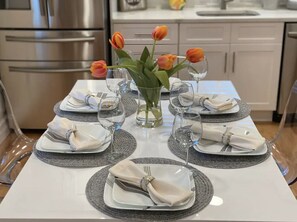 Dining - Spacious Downtown 2BR w/ Parking (Princeton)