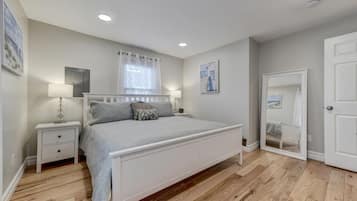 2 bedrooms, desk, iron/ironing board, free WiFi