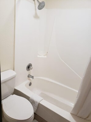 Bathroom sink - Value Inn & Suites (Salina)