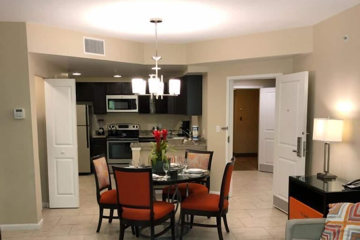 Deluxe Apartment | Living room