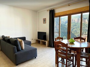 TV - Apartamento en Chulilla. La Muela 2 (Chulilla)