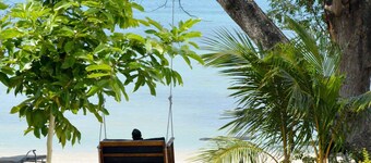 2 Bedroom Beachfront Property in Westmoreland