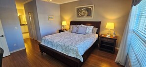 2 bedrooms, desk, iron/ironing board, free WiFi