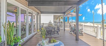 Oceanfront at Ocean Lakes B14 Stunning Views & Steps to the Beach!