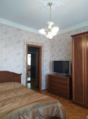 2 bedrooms