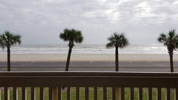 Condo, 2 Bedrooms, 2 Bathrooms | Beach/ocean view