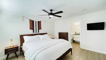 Deluxe Apartment | 3 bedrooms, individually decorated, individually furnished