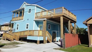 Exterior - Sea Esta (Galveston)