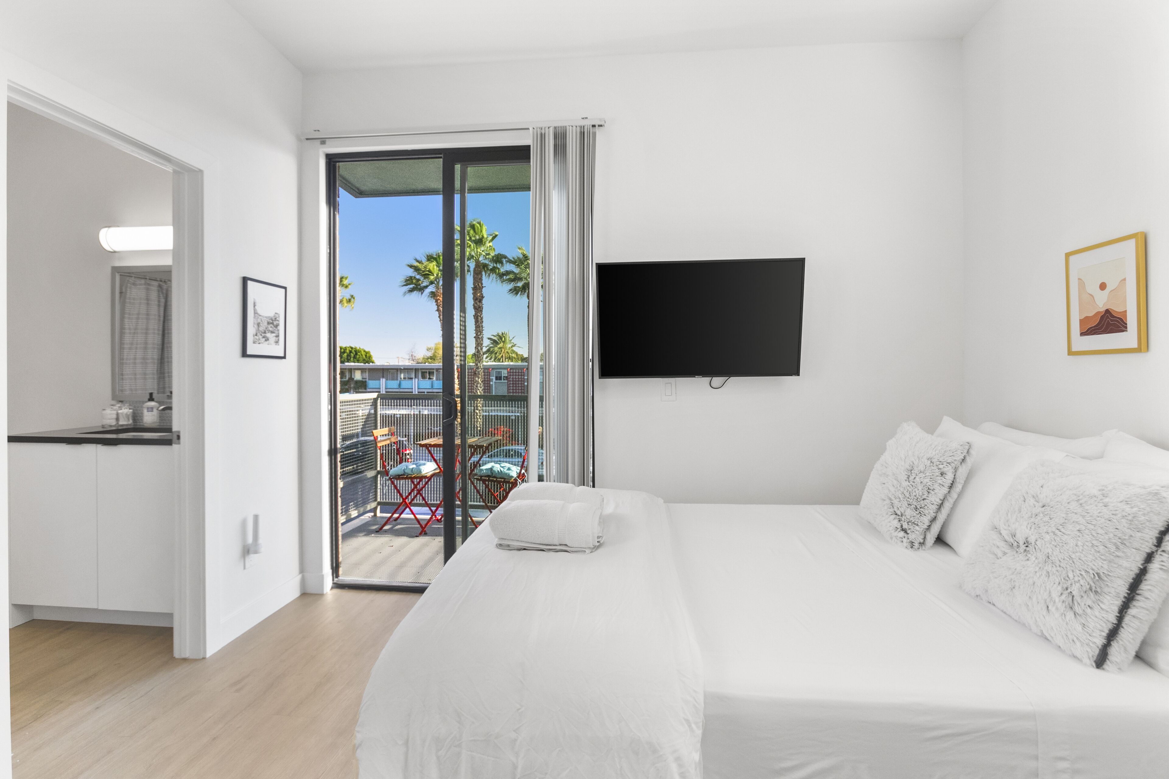 华丽开间 | 埃及棉床单、高档床上用品、记忆海绵床垫、特色装修