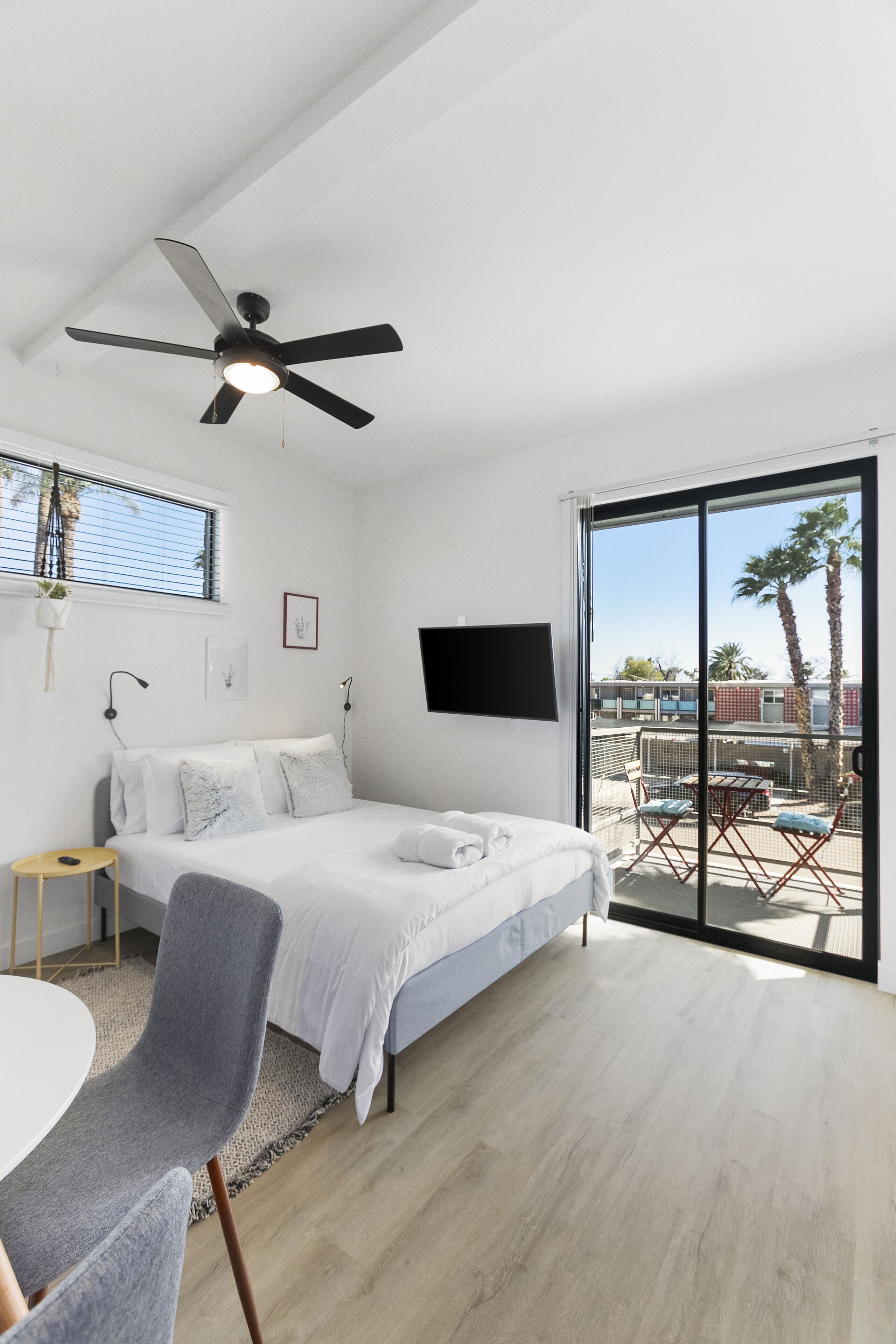 Deluxe Studio | Egyptian cotton sheets, premium bedding, memory-foam beds