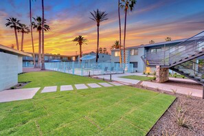 Deluxe Apartment | Courtyard view - Modern Contemporary OT Scottsdale W-Pool (Scottsdale)