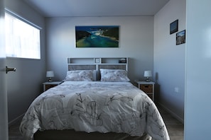 1 bedroom, desk, iron/ironing board, WiFi