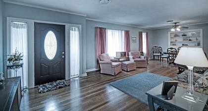 7 minutes from Providence Farm, MS Blues Trail and The Petrified Forest!