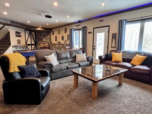 Smart TV, fireplace, video games, Netflix