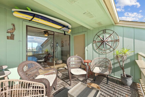 Terrace/patio - BOHO At The Beach, ocean views and pet friendly (Carolina Beach)