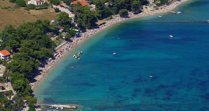 Apartments Trstenica-One Bedroom Apartment with Balcony and Sea View