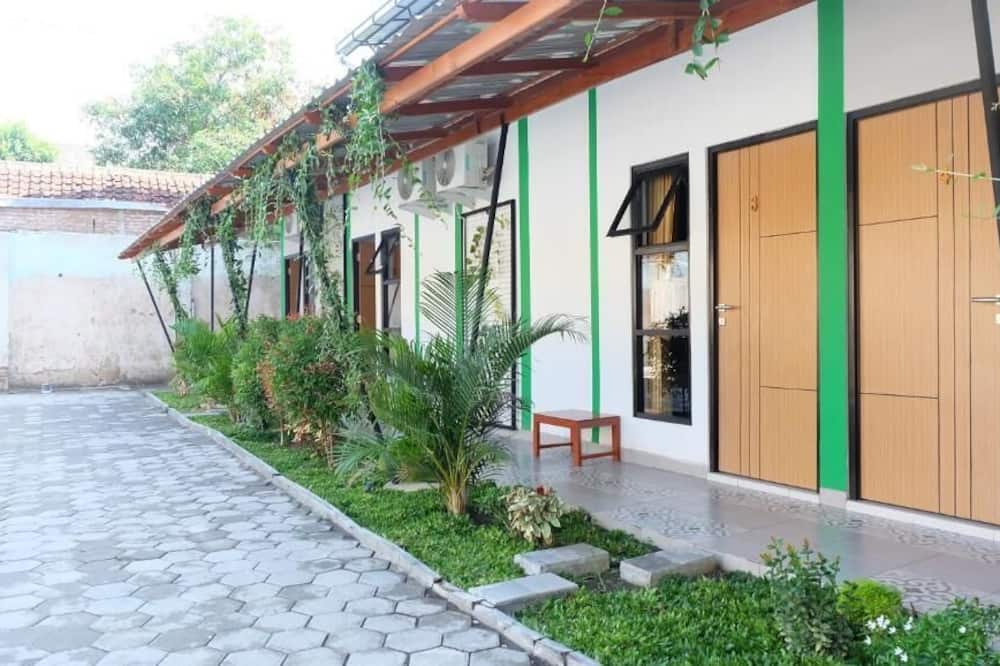 Hotel Kili Suci by Simply Homy