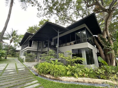 The Henry Resort Dumaguete