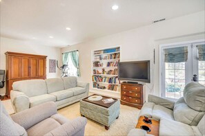 Smart TV, DVD player, books, video library
