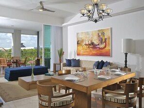 Dining - Stunning Grand Luxxe 1 BR Suite (Bahia de Banderas)