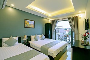 Family Room, Balcony | Desk, free WiFi - Focus Homestay (Da Nang)
