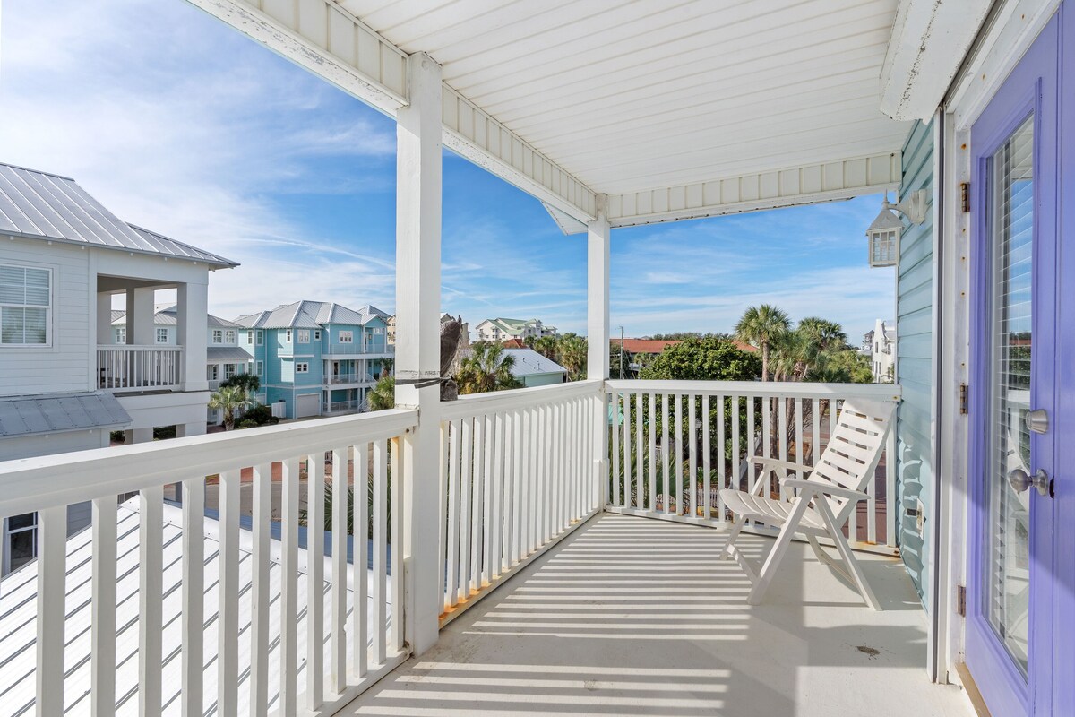 Photo 34 of Private home in prestigious Crystal Beach. Steps to beach and Pool!!