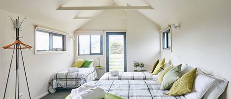 Classic-Loft | Laptopgeeigneter Arbeitsplatz, Bügeleisen/Bügelbrett, Bettwäsche