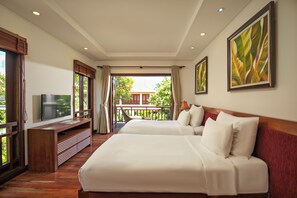 Luxury Villa, 3 Bedrooms | Premium bedding, down duvets, in-room safe, desk - Luxury Villas - Villa Danang Beach (Da Nang)