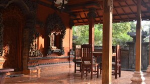 Terrace/patio - Bunga Celagi Homestay (Munduk)