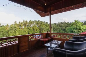 Suite | Terrace/patio - Villa Robert (Manado)