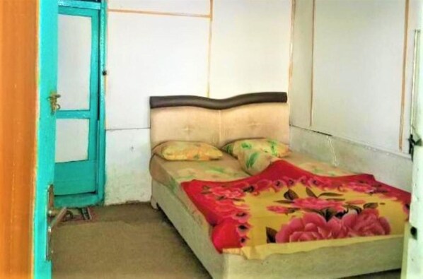 Kamar Standar | Seprai linen