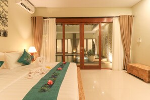 1 bedroom, in-room safe, desk, blackout curtains
