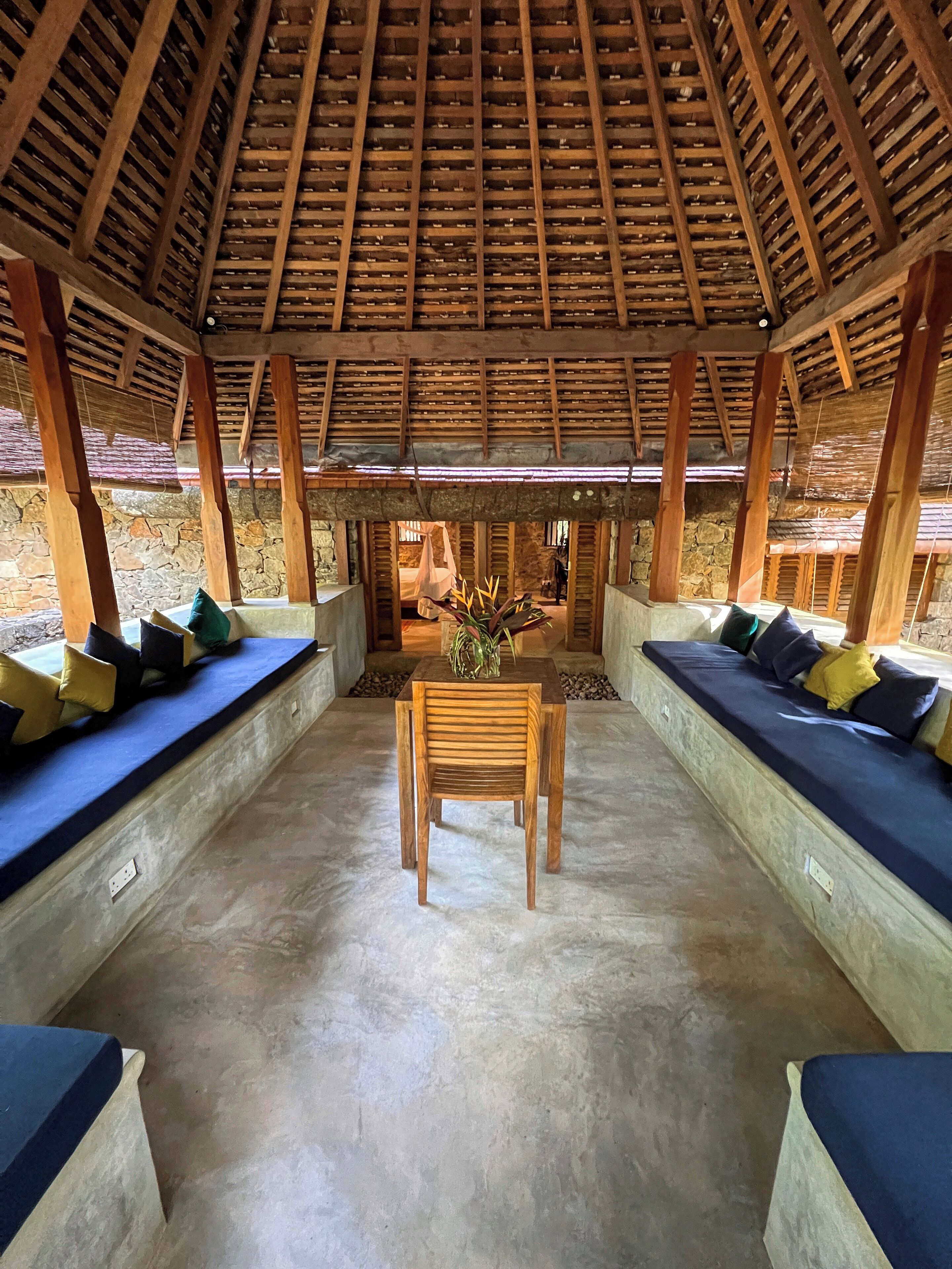 Pepper Garden Cottage - Deluxe Room | In-room dining