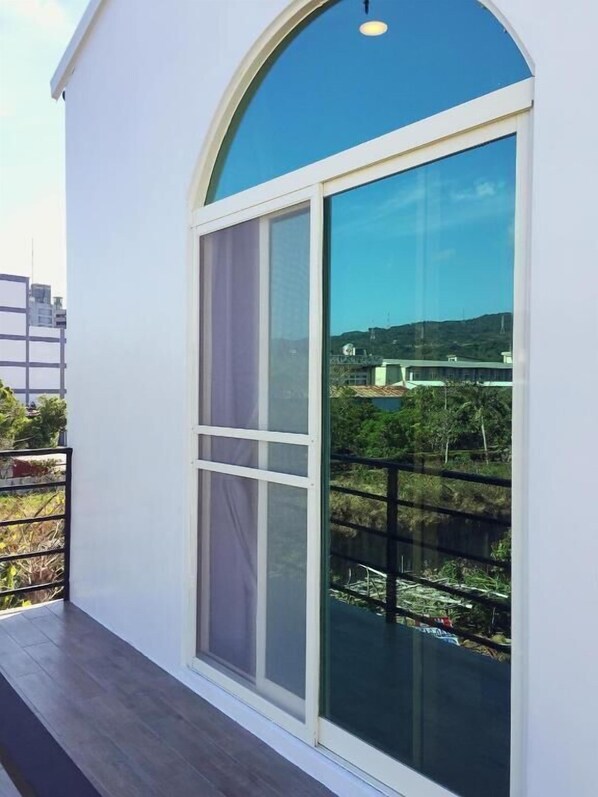 Double Room, Balcony | Balcony - MoMo B&B (Hengchun)