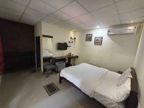 Kamar Deluks | 1 kamar tidur dan seprai linen