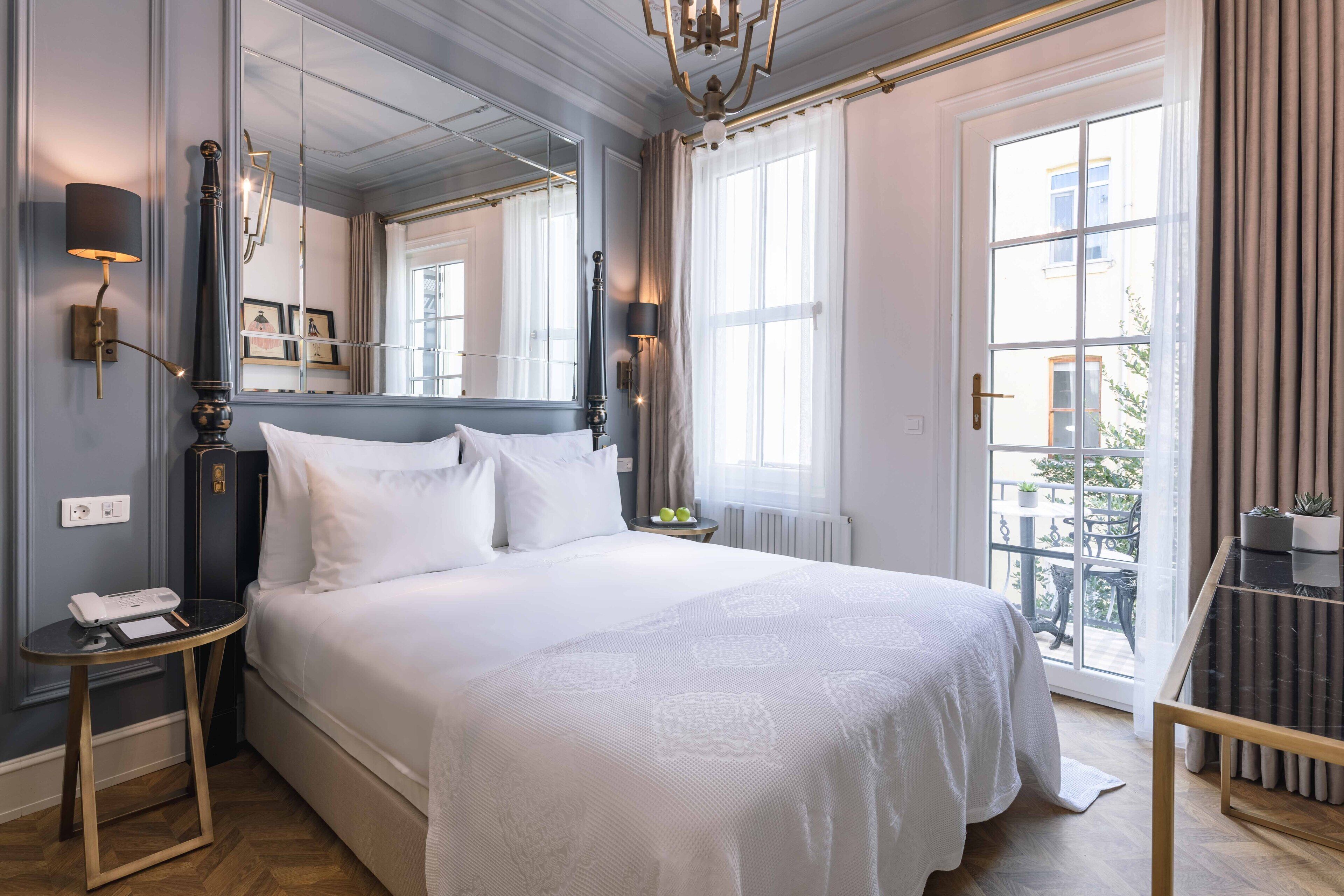 Premium bedding, minibar, in-room safe, blackout drapes