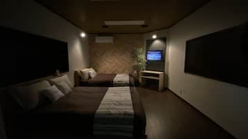 Private Vacation Home | 2 bedrooms, desk, free WiFi, bed sheets