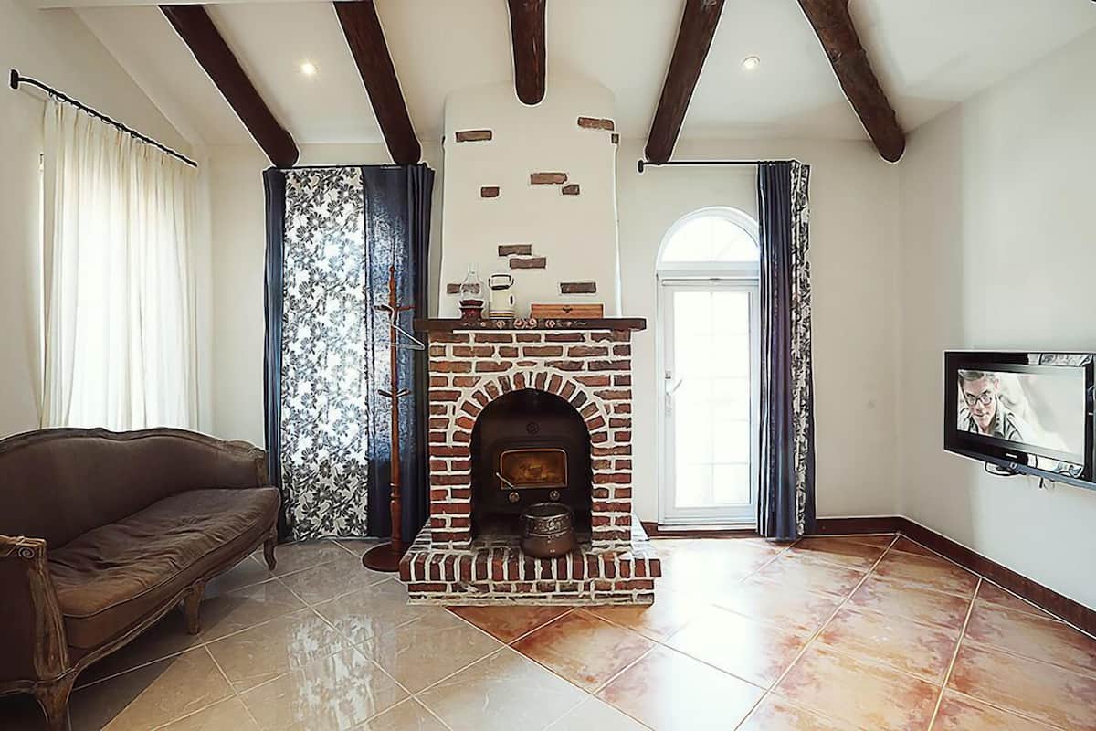 6 Persons Room | Living area