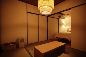 Iron/ironing board, free WiFi - Naha Southerlies Condominium Kumoji (Naha)