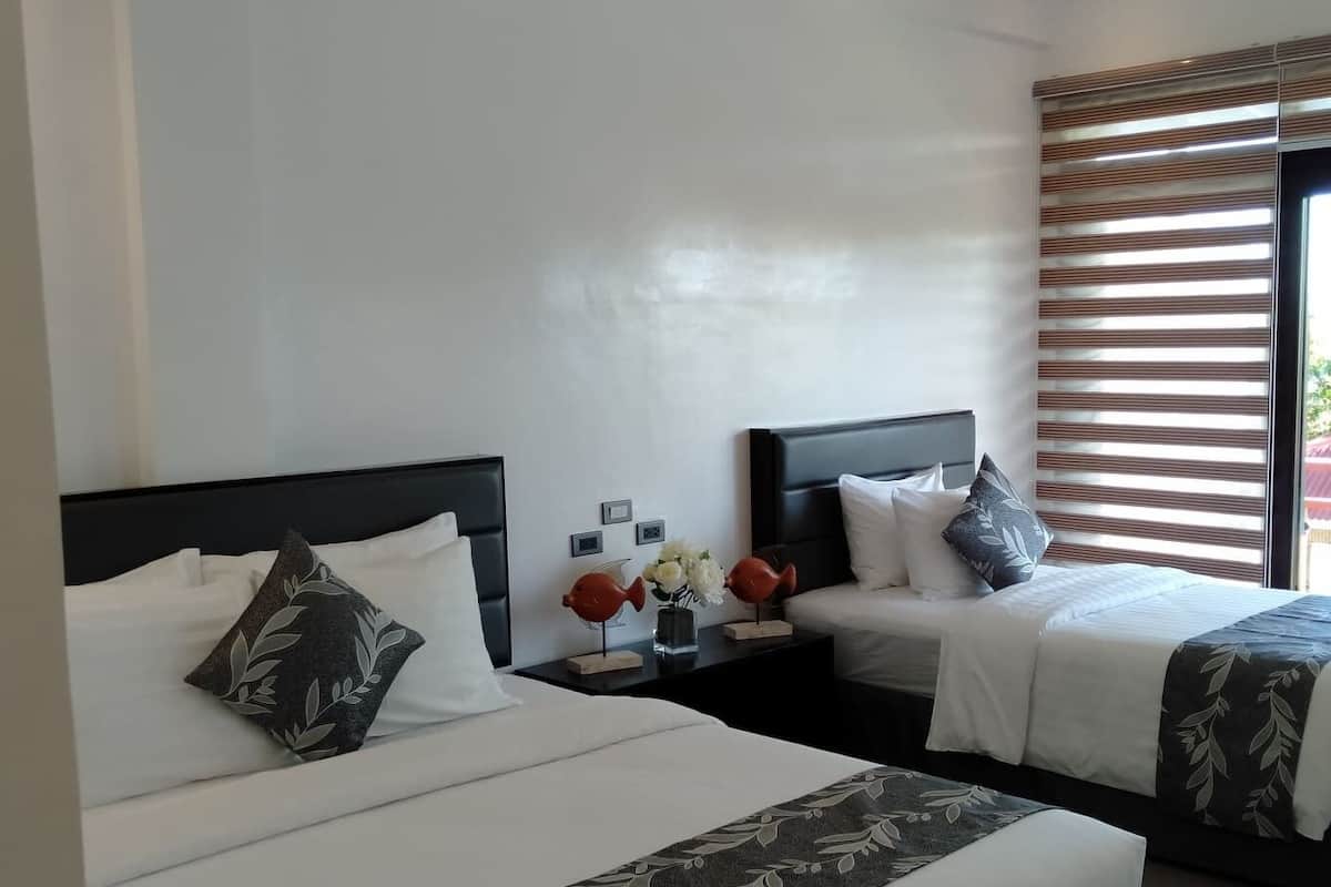 Premier Triple Room