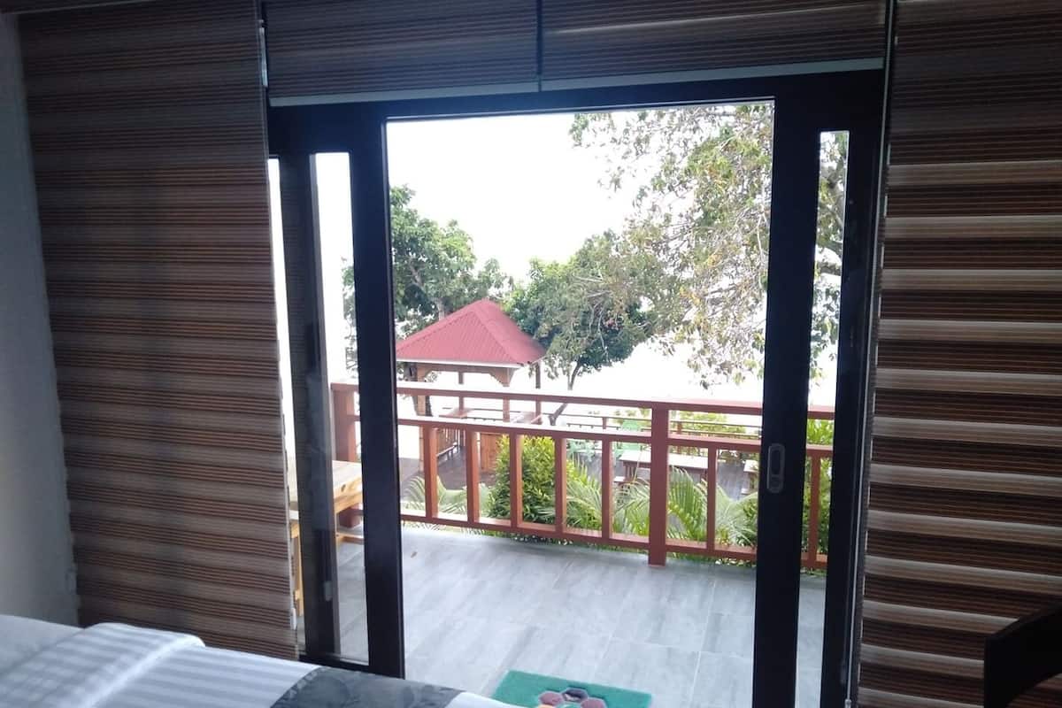 premier triple room | balcony view