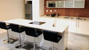 Executive Apartment, 3 Bedrooms | Private kitchen - The Executive - Exclusive Self-Catering Apartments - Ezulwini (Lobamba)
