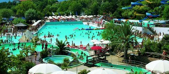 Bungalow Village Le Caravelle - by Mamberto S.r.l.