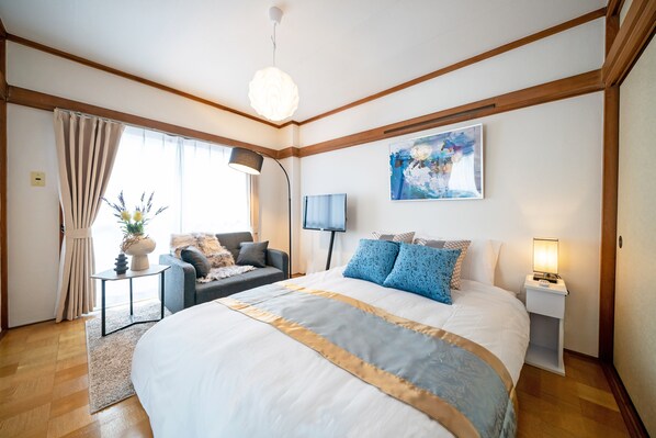 Apartment, 2 Bedrooms | 2 bedrooms, blackout drapes, free WiFi, bed sheets