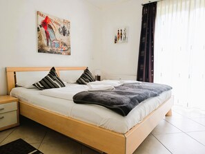 1 bedroom, WiFi, bed sheets