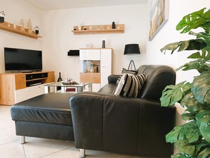 Unclassified image, 2 of 10, button - Residence Strandkrone 02 - Strandkrone 02 (Kühlungsborn)