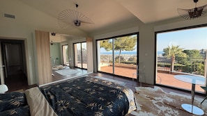 4 bedrooms, iron/ironing board, travel cot, free WiFi