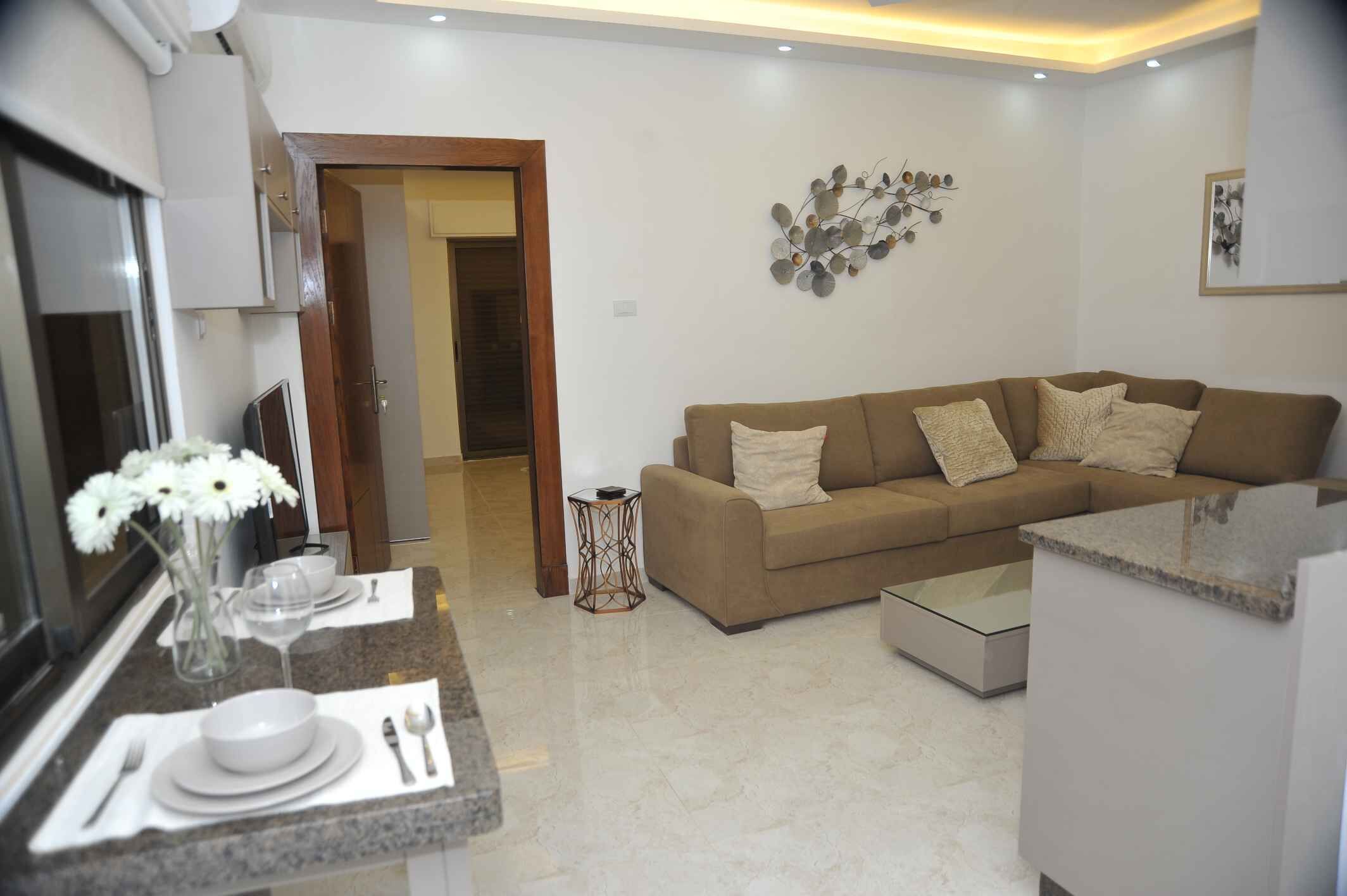 Amazing one Bedroom Apartment in Amman, Elwebdah 2