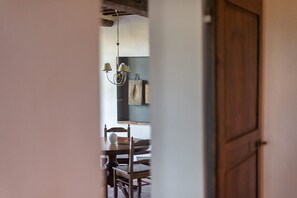 Appartement, 2 slaapkamers (Casciaio) | Privékeuken | Een kookplaat, een koffiezetapparaat/waterkoker, een waterkoker