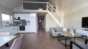 Rorbusuite Exclusive | 2 bedrooms, premium bedding, pillow-top beds, laptop workspace